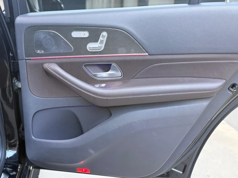 Mercedes-Benz GLS 400 Mercedes GLS400d AMG Line* 360* BURM* PANORAMA* 6+, снимка 12 - Автомобили и джипове - 51583540