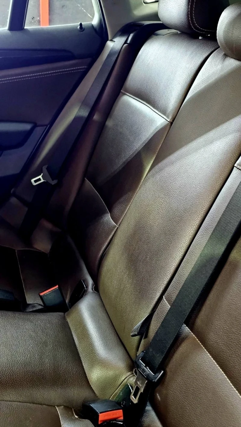 BMW X1 2.0i, снимка 10 - Автомобили и джипове - 52420101