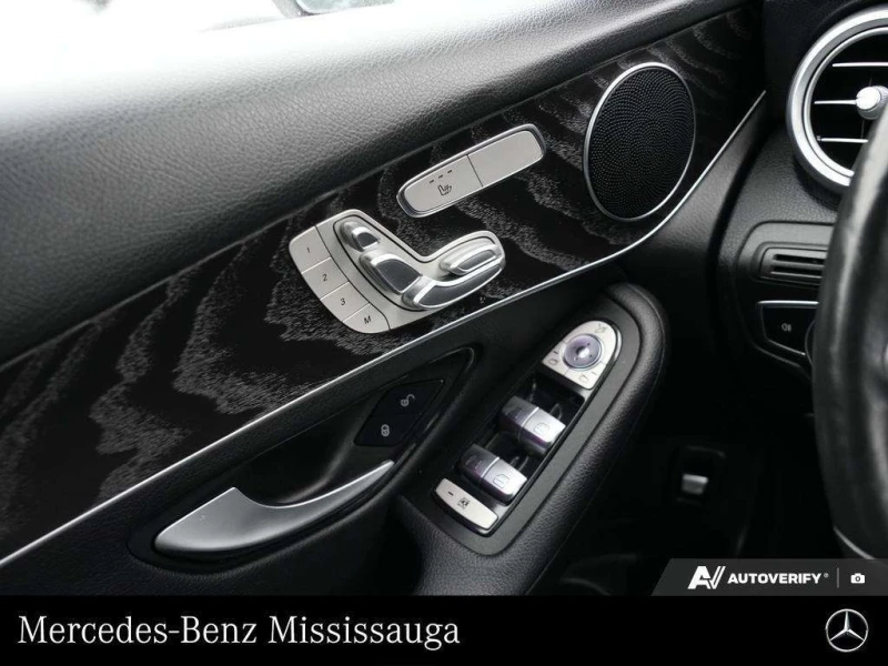 Mercedes-Benz GLC * GLC300 * CARFAX * ФИКСИРАНА ЦЕНА, снимка 10 - Автомобили и джипове - 53201373