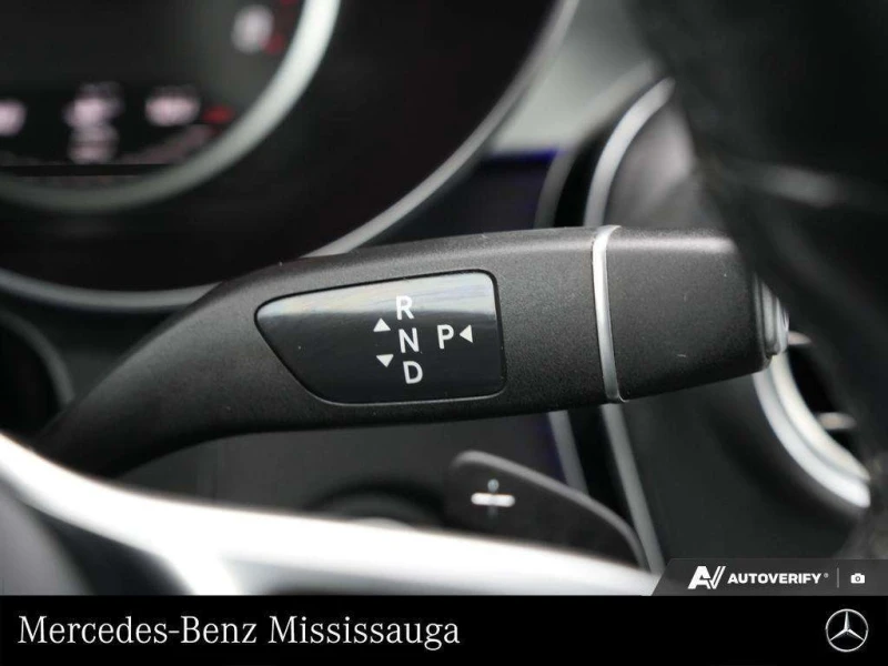 Mercedes-Benz GLC * GLC300 * CARFAX * ФИКСИРАНА ЦЕНА, снимка 12 - Автомобили и джипове - 53201373