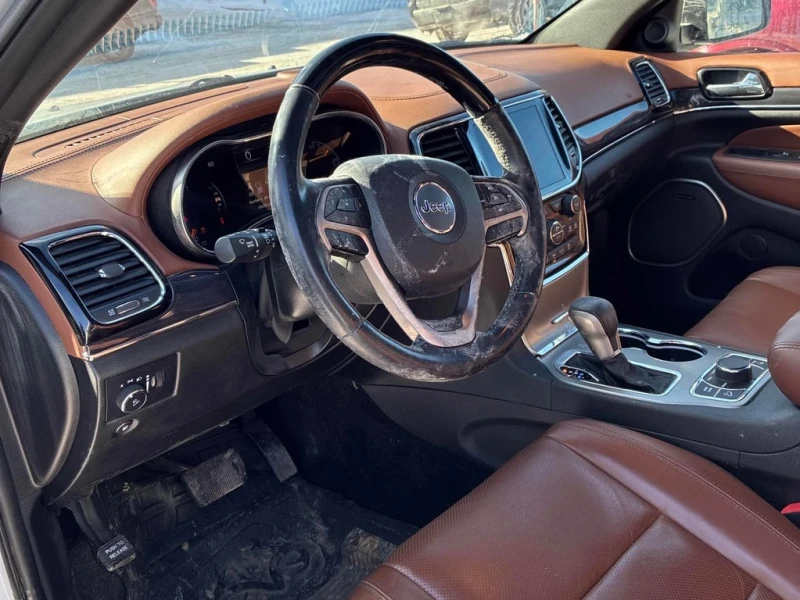 Jeep Grand cherokee / Overland / PANO / ПОДГРЕВИ / CARFAX, снимка 7 - Автомобили и джипове - 53337378