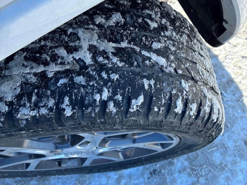 Jeep Grand cherokee / Overland / PANO / ПОДГРЕВИ / CARFAX, снимка 6 - Автомобили и джипове - 53337378