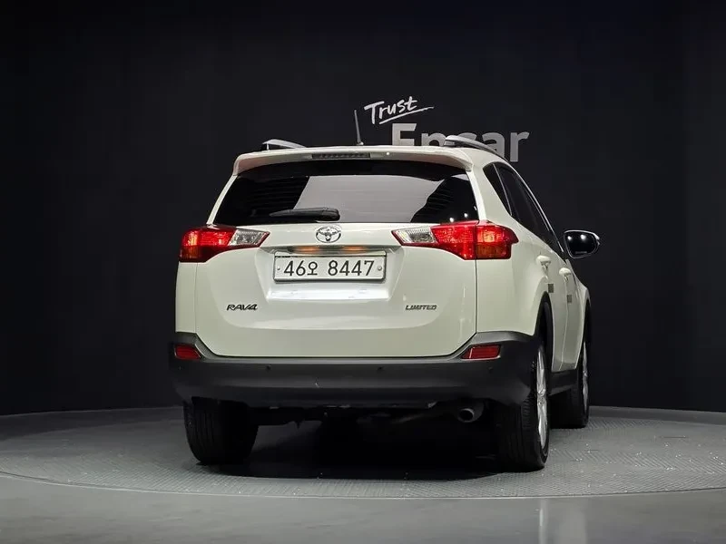 Toyota Rav4 2.5 2WD, снимка 4 - Автомобили и джипове - 55262787