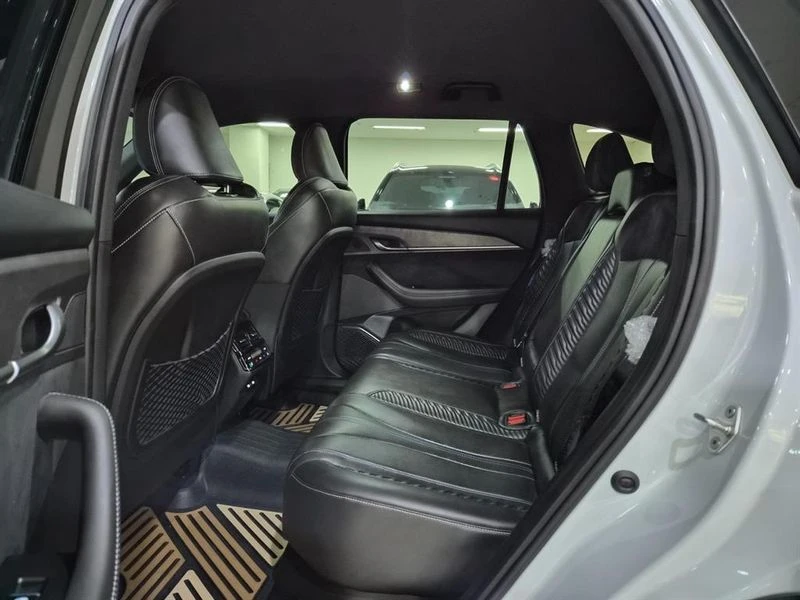 Renault Koleos КРАЙНА ЦЕНА: 25432 EUR !!!РЕАЛНА КРАЙНА ЦЕНА!!!, снимка 13 - Автомобили и джипове - 55970896