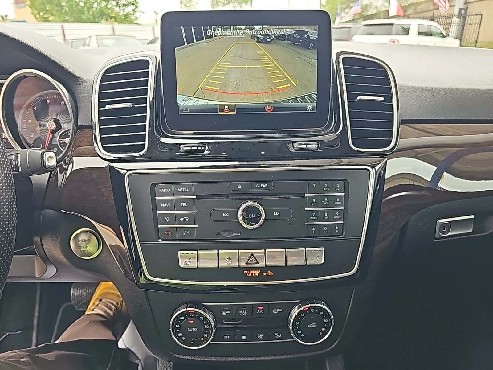 Mercedes-Benz GLE 350 LANE ASSIST* KEYLESS* КАМЕРА* М.ТОЧКА* 1-ВИ СОБСТВ - изображение 6