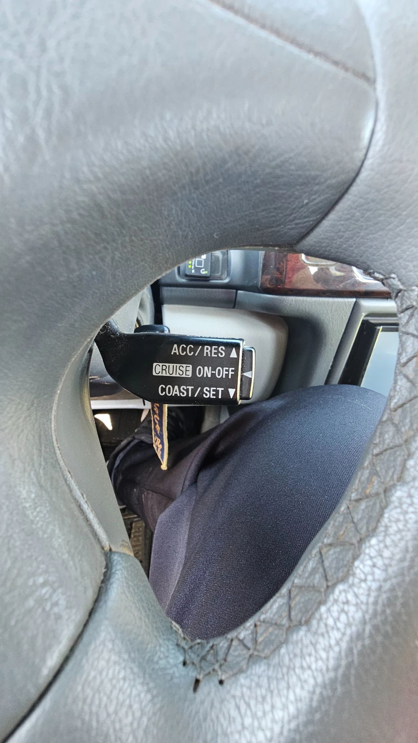 Mitsubishi Montero 3.5 Sport + ГАЗ  - изображение 4