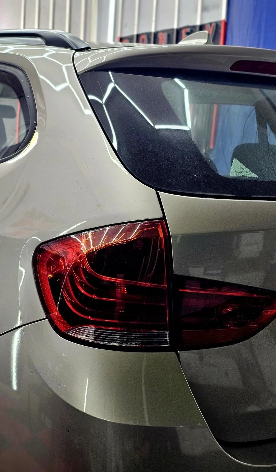 BMW X1 2.0i - изображение 4