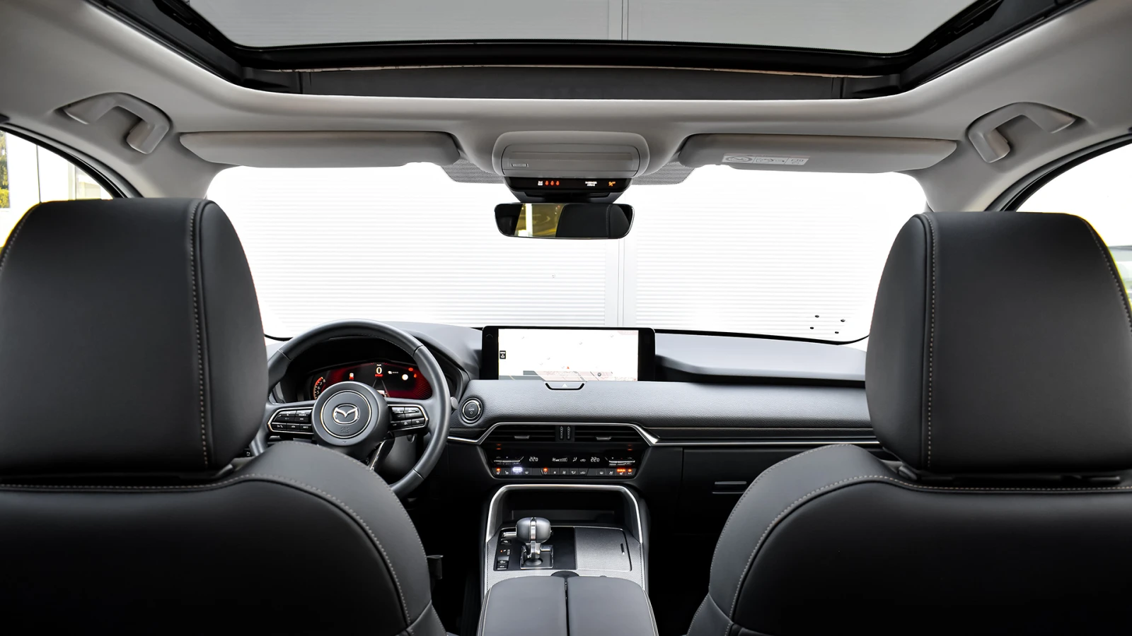 Mazda CX-60 2.5 e-SKYACTIV PHEV HOMURA 4x4 Automatic - изображение 8