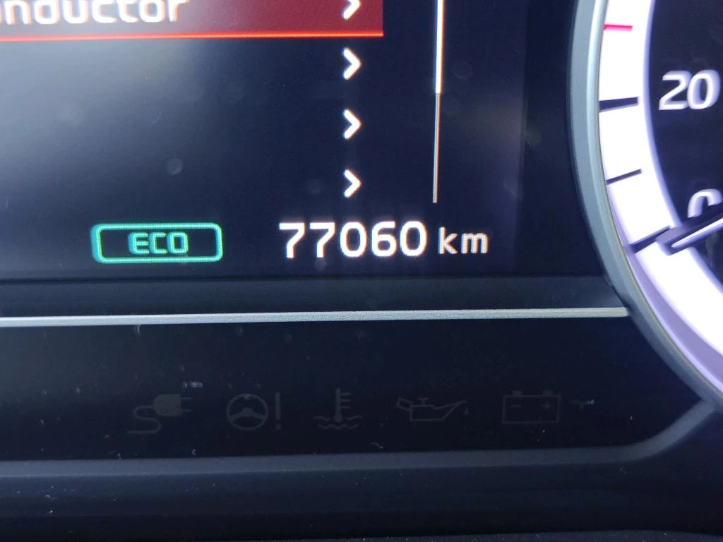 Kia Niro 1.6 GDi, снимка 6 - Автомобили и джипове - 53900248