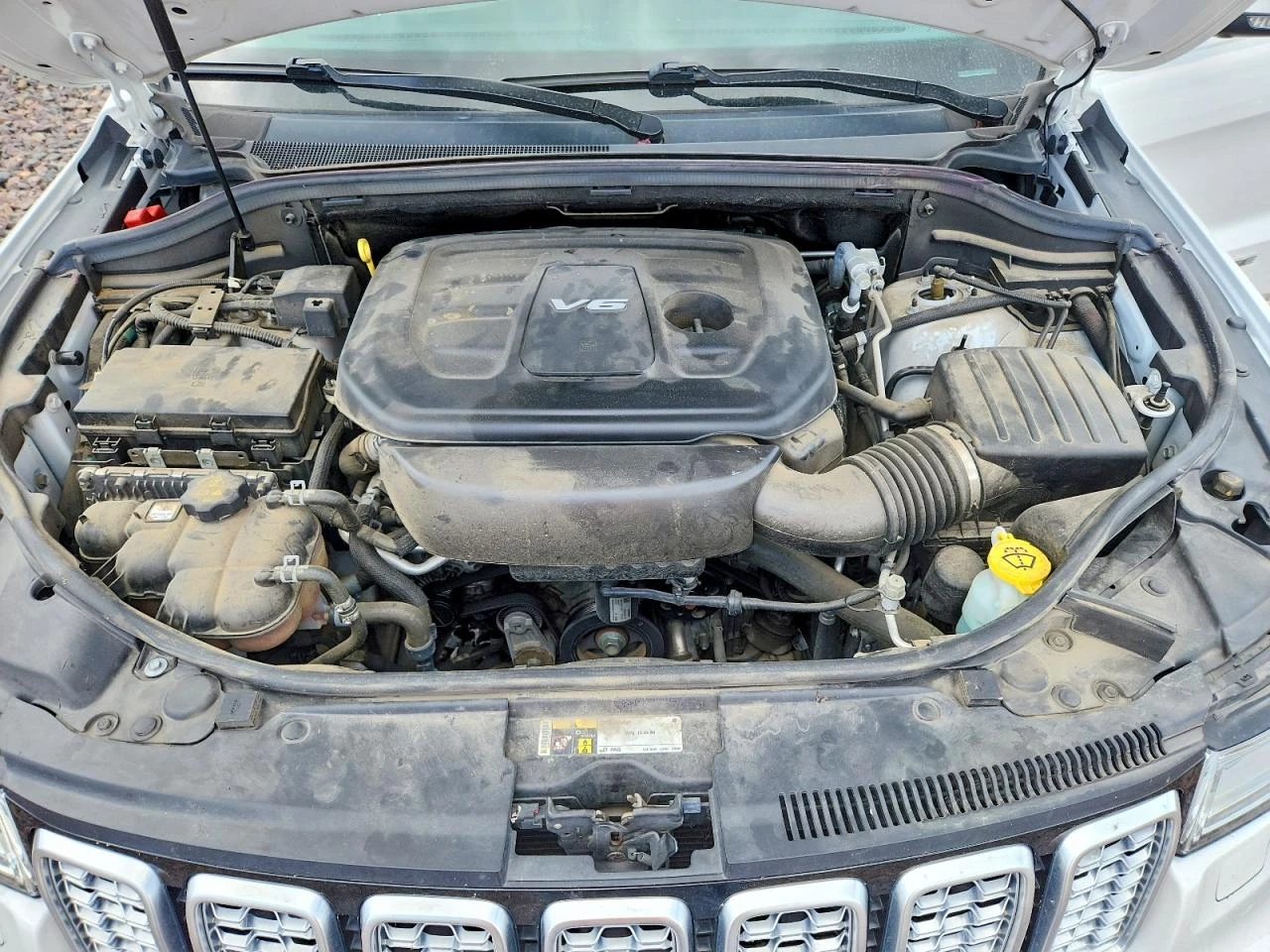 Jeep Grand cherokee 3.6l Summit, снимка 12 - Автомобили и джипове - 55106214