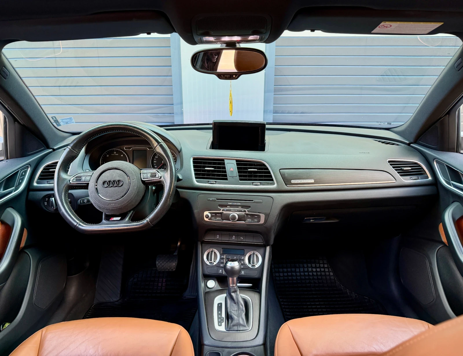 Audi Q3 Advanced, Keyless GO, Панорама, снимка 9 - Автомобили и джипове - 55579150