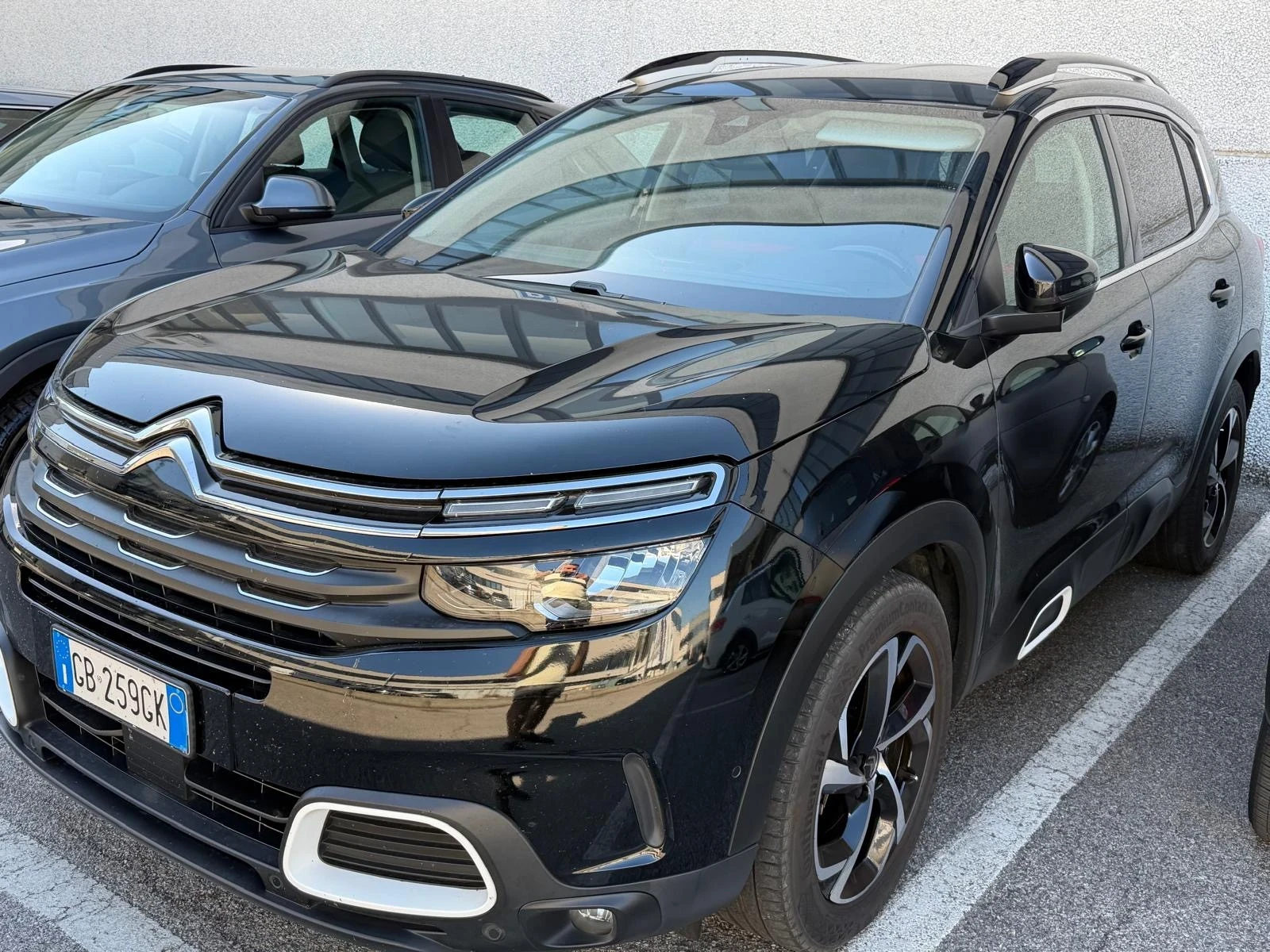 Citroen C5 Aircross NAVI* КОЖА* КАМЕРА* LED* 1.5hdi 131hp* 190500km* E, снимка 2 - Автомобили и джипове - 55938031