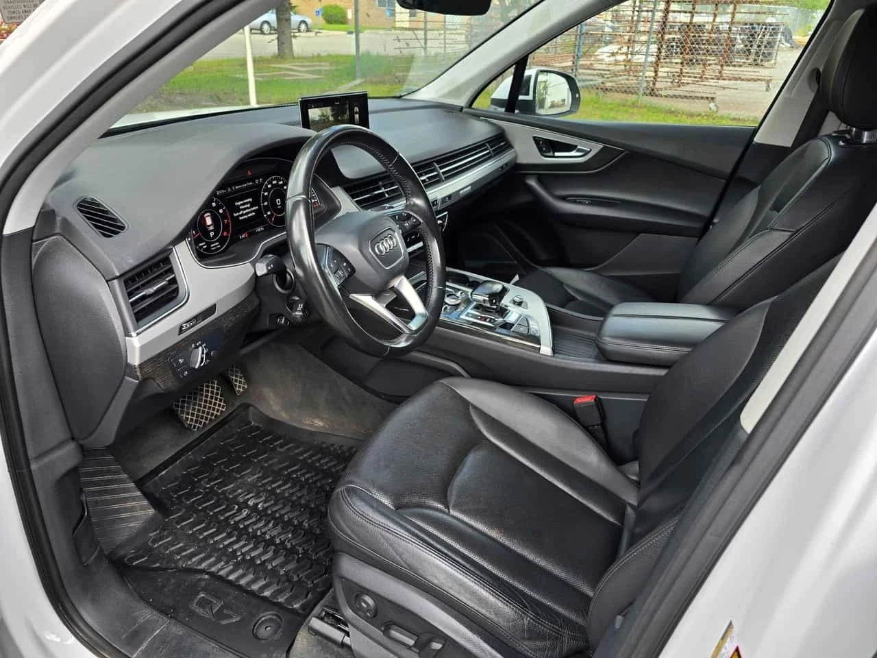 Audi Q7, снимка 7 - Автомобили и джипове - 56689269