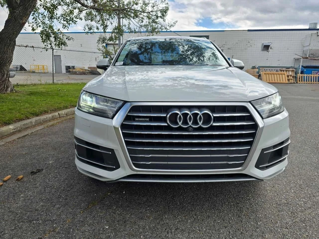 Audi Q7, снимка 2 - Автомобили и джипове - 56689269