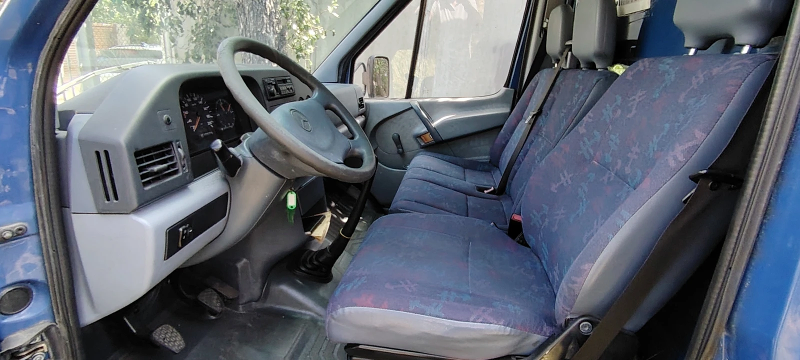 Mercedes-Benz Sprinter 412  - изображение 2