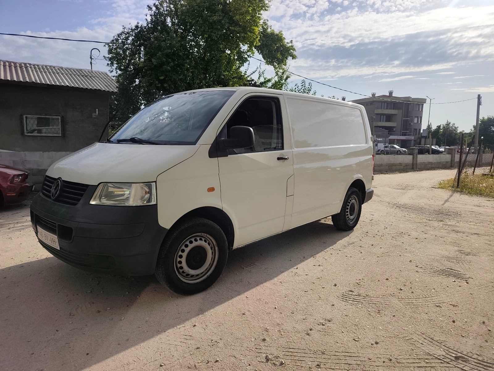 VW Transporter 1.9 TDi, снимка 6 - Бусове и автобуси - 55445284