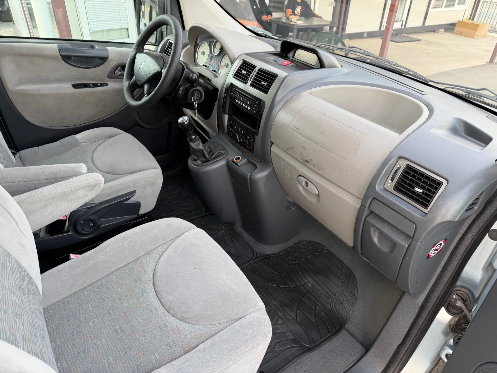 Peugeot Expert, снимка 6 - Бусове и автобуси - 56432615