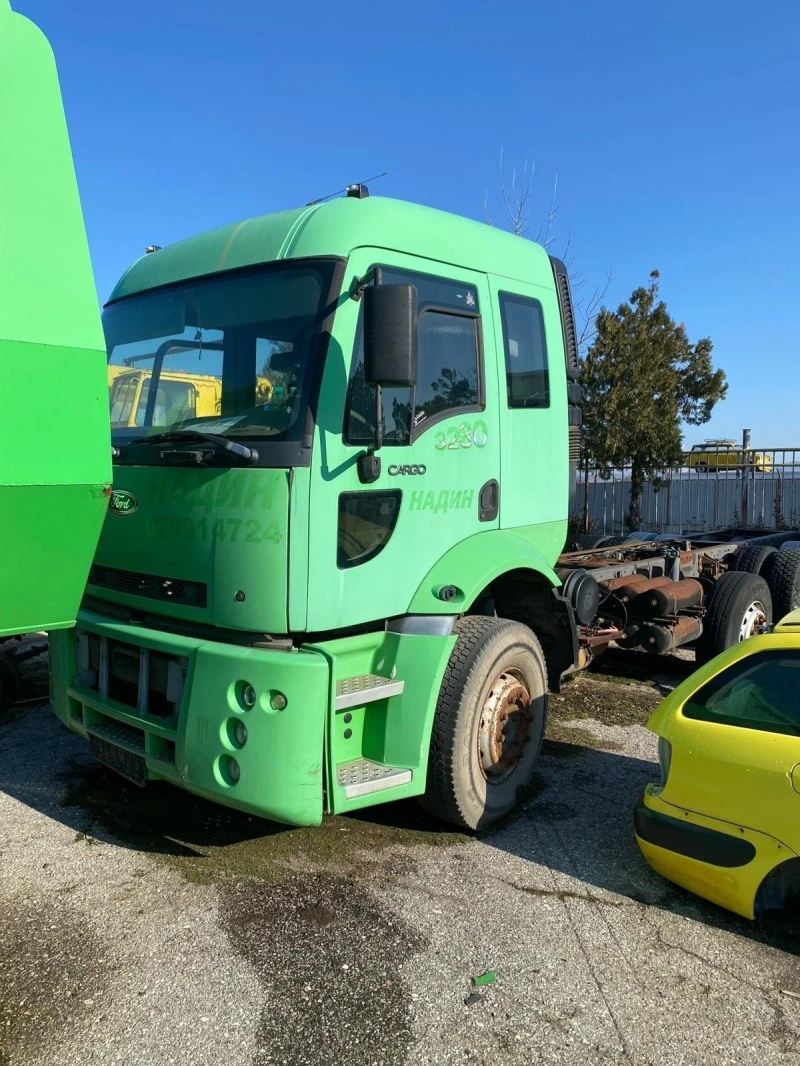 Ford Cargo 3230С, снимка 2 - Камиони - 44322327