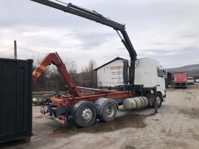 Volvo Fh 12.380 Мултилифт с кран, снимка 4 - Камиони - 44533216