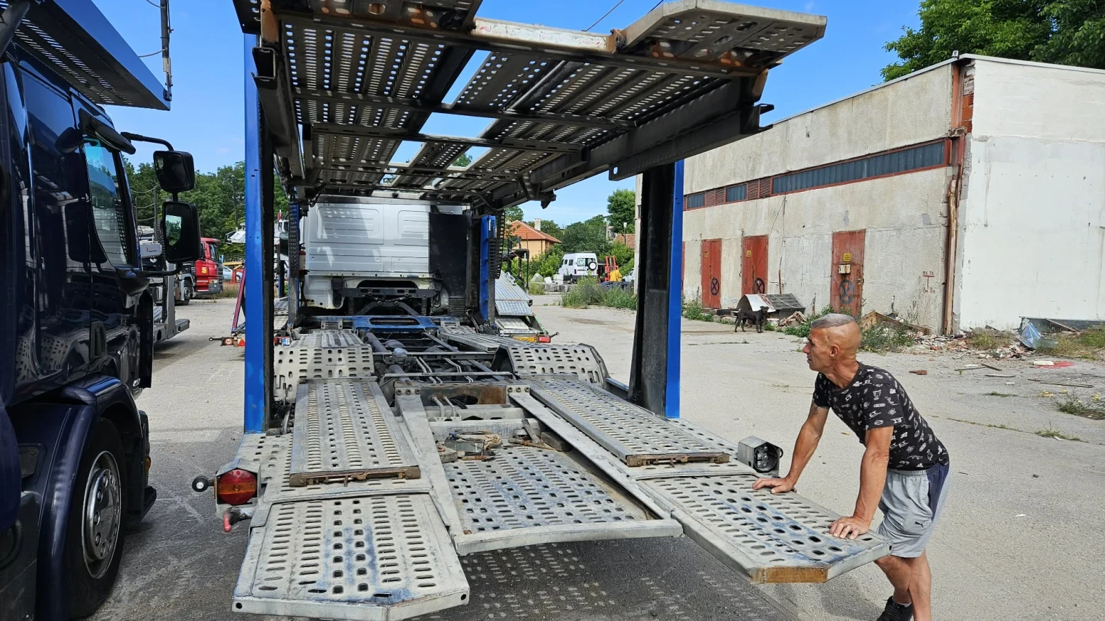 Renault Pr Kassbohrer , снимка 4 - Камиони - 55051259