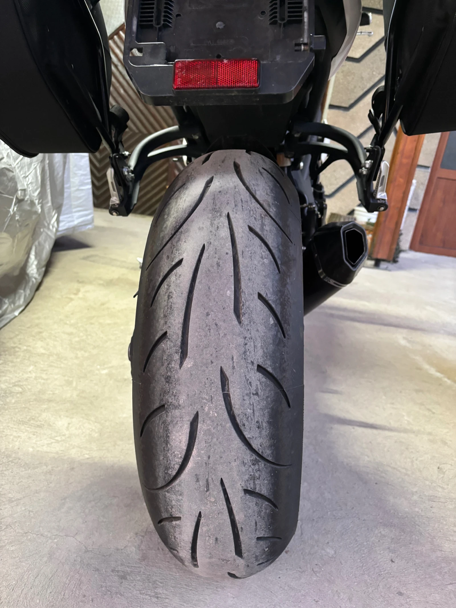 Triumph Speed Triple 1050 ABS BREMBO REMUS, снимка 13 - Мотоциклети и мототехника - 53839913