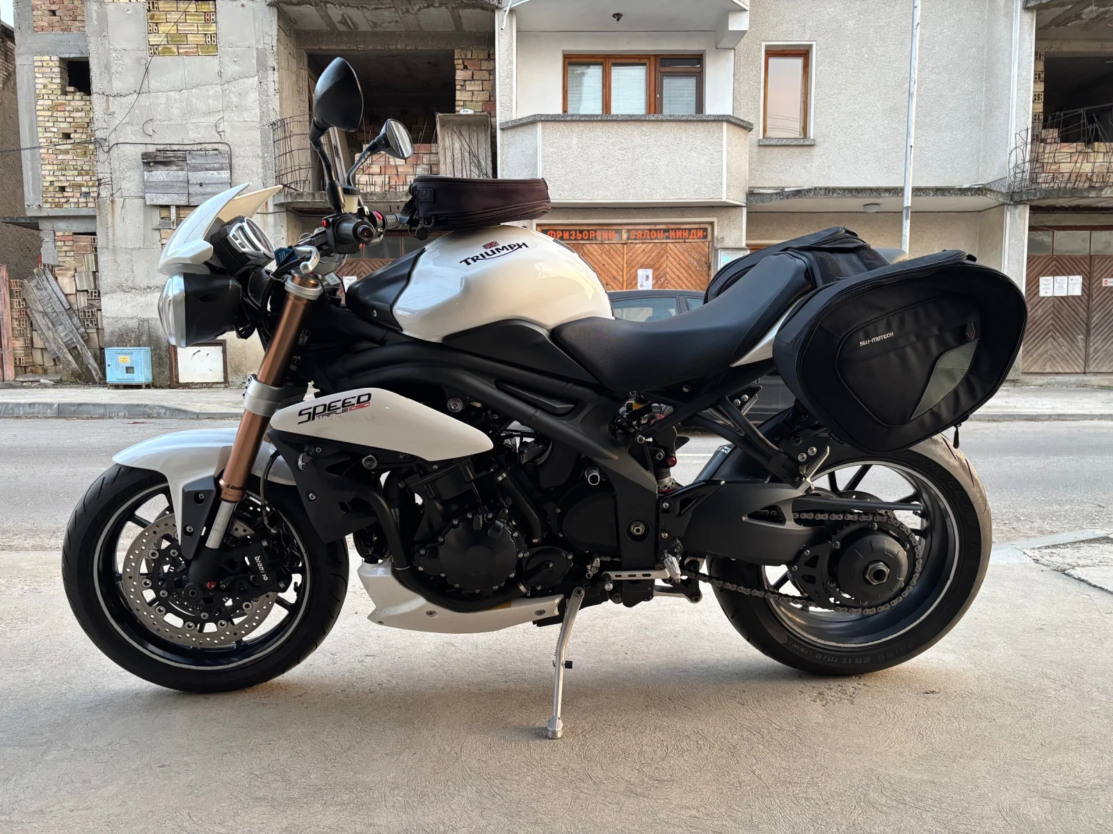 Triumph Speed Triple 1050 ABS BREMBO REMUS, снимка 3 - Мотоциклети и мототехника - 53839913