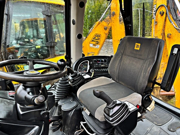 Багер JCB 3CX - изображение 5