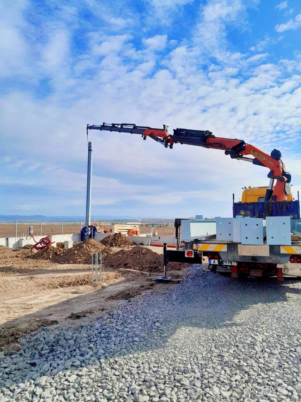  R 124 | Mobile.bg   14