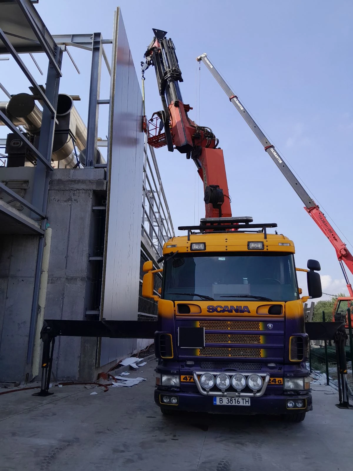  R 124 | Mobile.bg   1