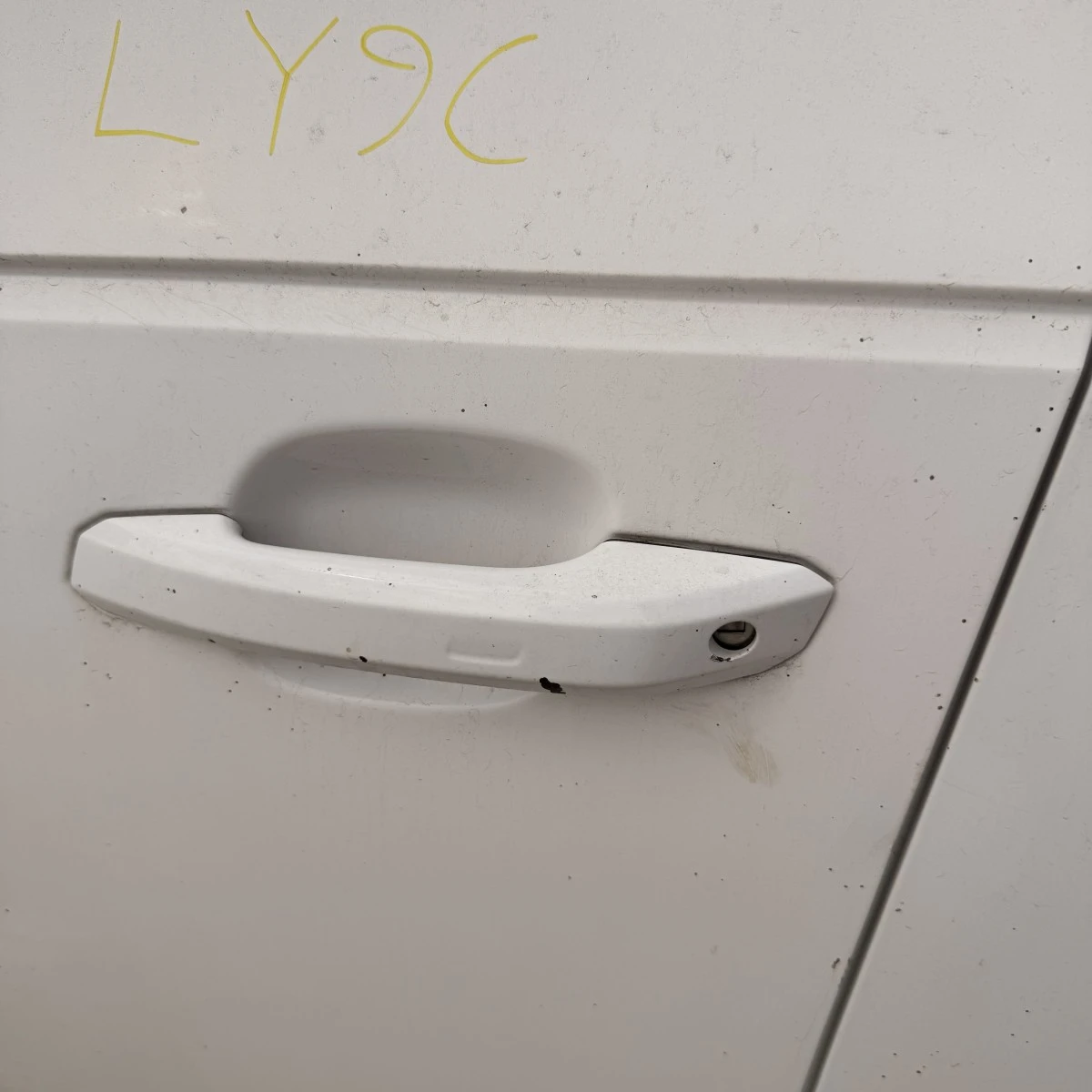 ������ �� ������ ���� ����� Audi E-Tron 4ke Keyless 8W0837205B | Mobile.bg � ����������� 1