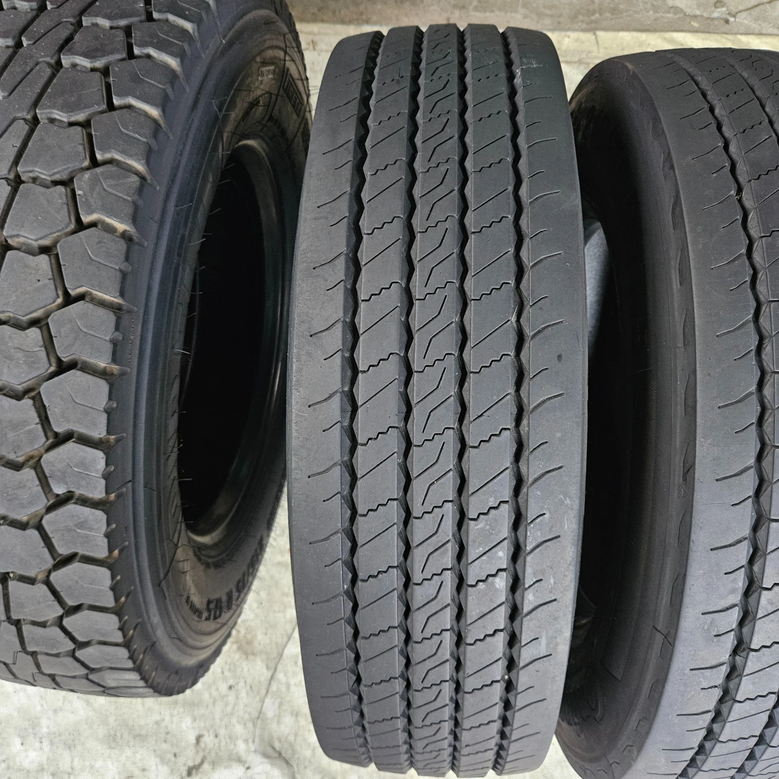 ���� 215/75R17.5 | Mobile.bg � ����������� 2