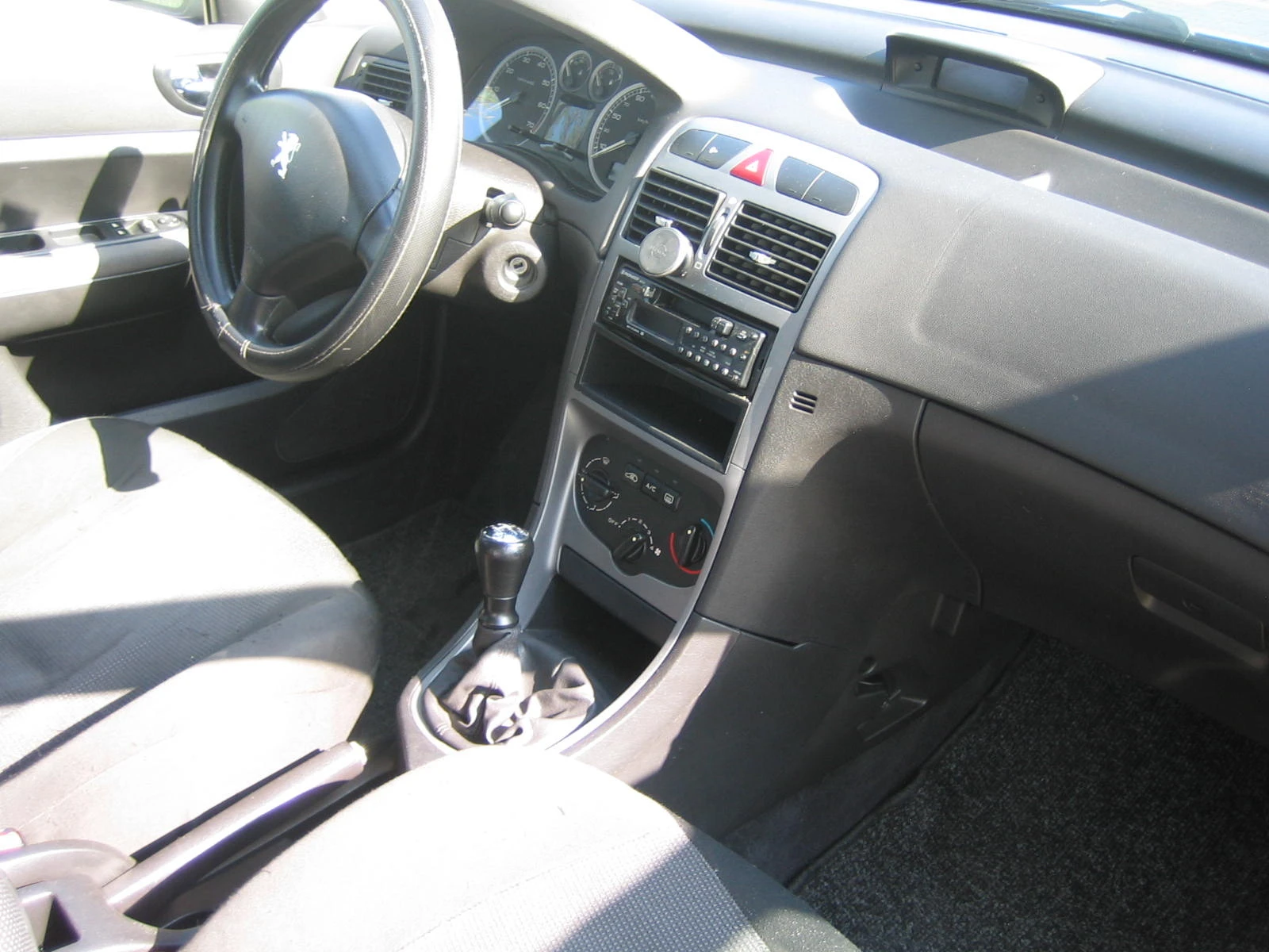 Rent a car /    - Peugeot 307 -  10 euro /  | Mobile.bg   14