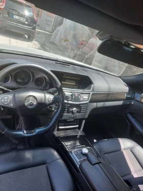 Mercedes-Benz E 300, снимка 13