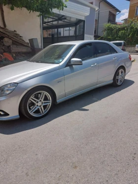 Mercedes-Benz E 300, снимка 4