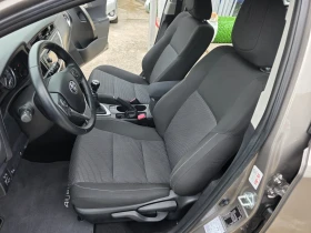 Toyota Auris 1.6 VVTI Навигация Автопилот Камера Евро 5 - 9000 € / 17602.47 лв. - 70637548 6