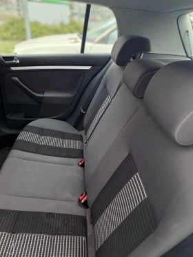 VW Golf 1, 6  Бензин / Газ - 4000 € / 7823.32 лв. - 53700802 9