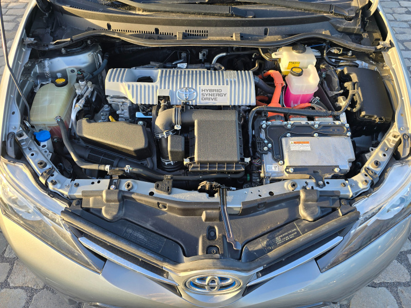 Toyota Auris 1.8HYBRID 125000 KM. ИТАЛИЯ, снимка 10 - Автомобили и джипове - 45006012
