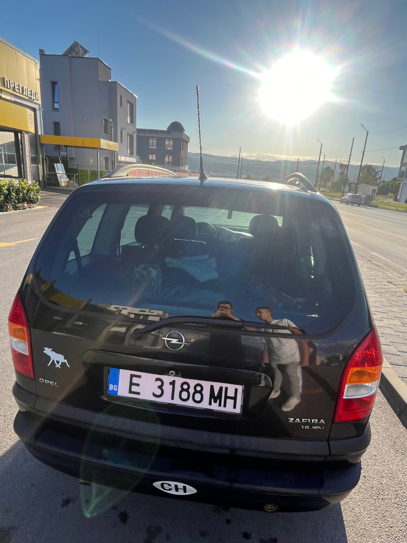 Opel Zafira, снимка 2 - Автомобили и джипове - 45558683