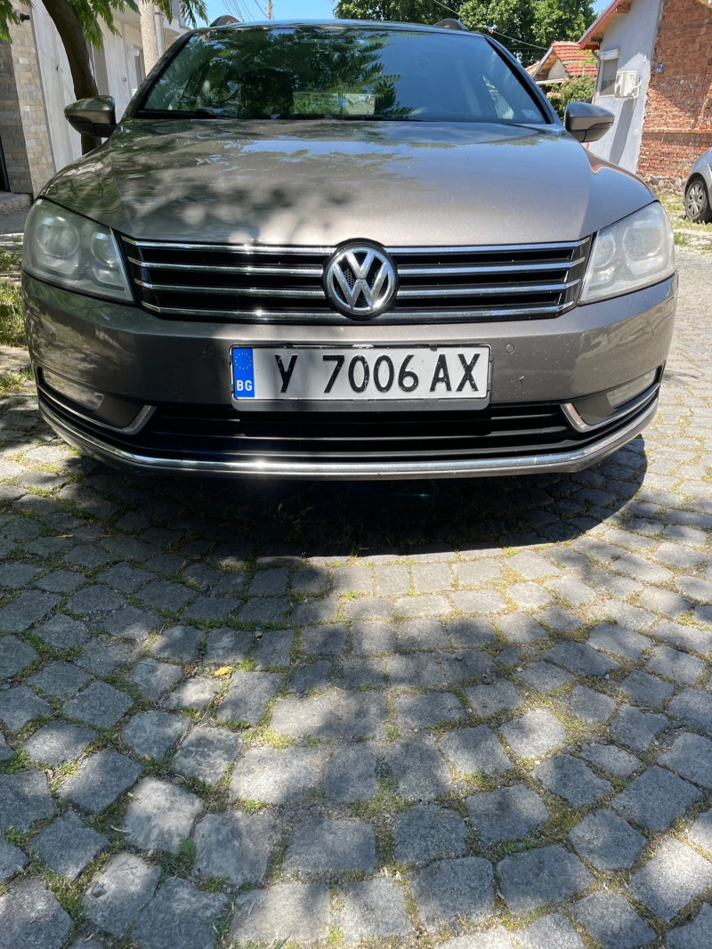 VW Passat, снимка 1 - Автомобили и джипове - 47063818