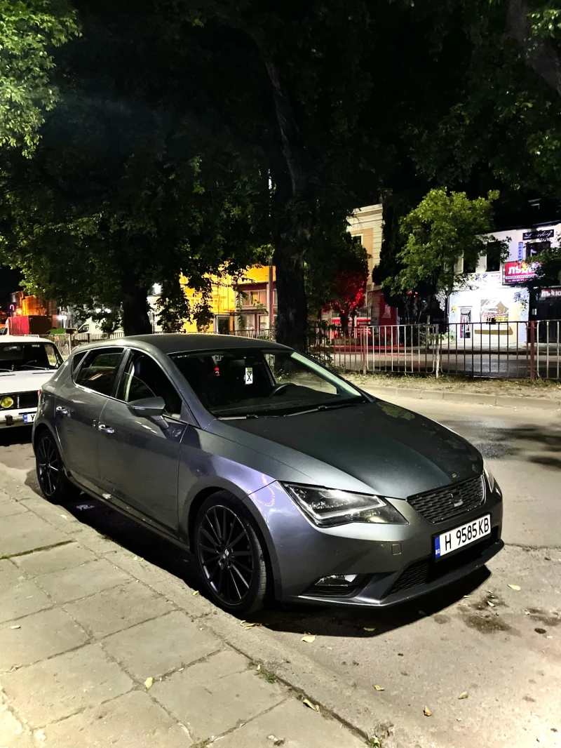 Seat Leon, снимка 1 - Автомобили и джипове - 47370318