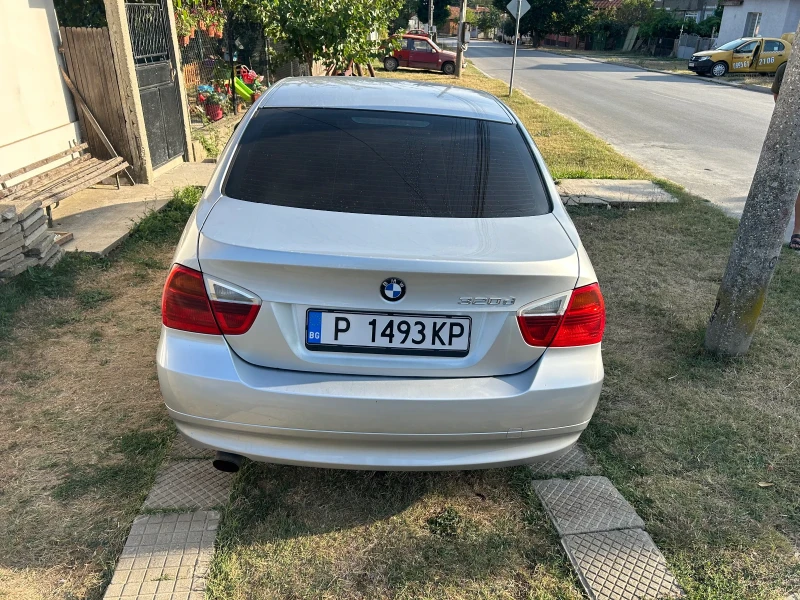 BMW 320 Седан, снимка 3 - Автомобили и джипове - 47437311