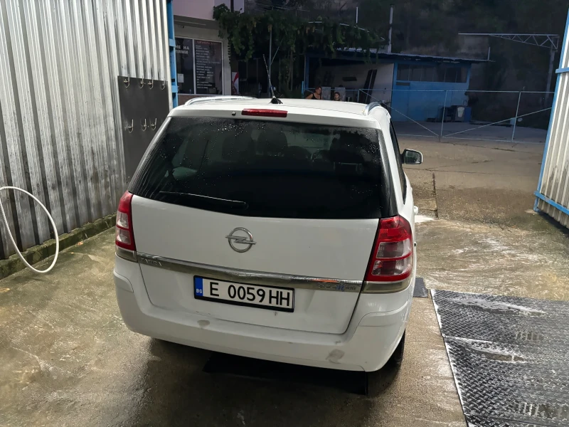 Opel Zafira 1.6 CNG, снимка 4 - Автомобили и джипове - 48743043