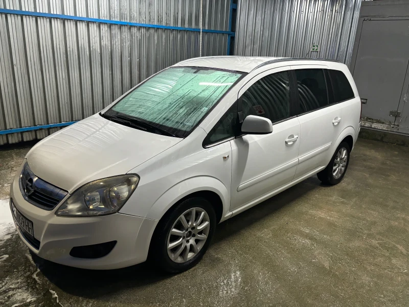 Opel Zafira 1.6 CNG, снимка 3 - Автомобили и джипове - 48743043