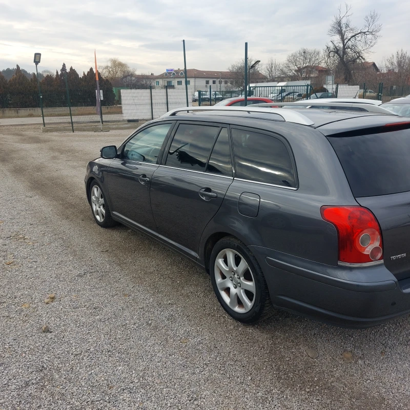 Toyota Avensis 2.4 VVT-I Автомат, снимка 6 - Автомобили и джипове - 48800176