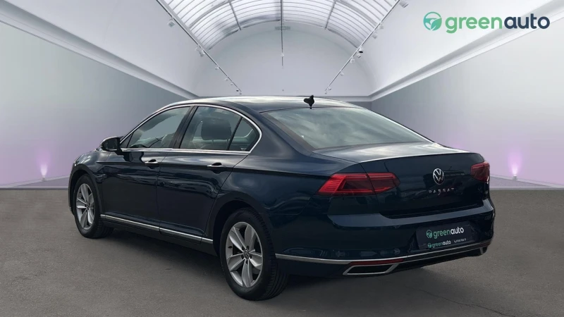 VW Passat 2. 0 TDi DSG SCR , Месечна вноска от 513 лв., снимка 7 - Автомобили и джипове - 48911579