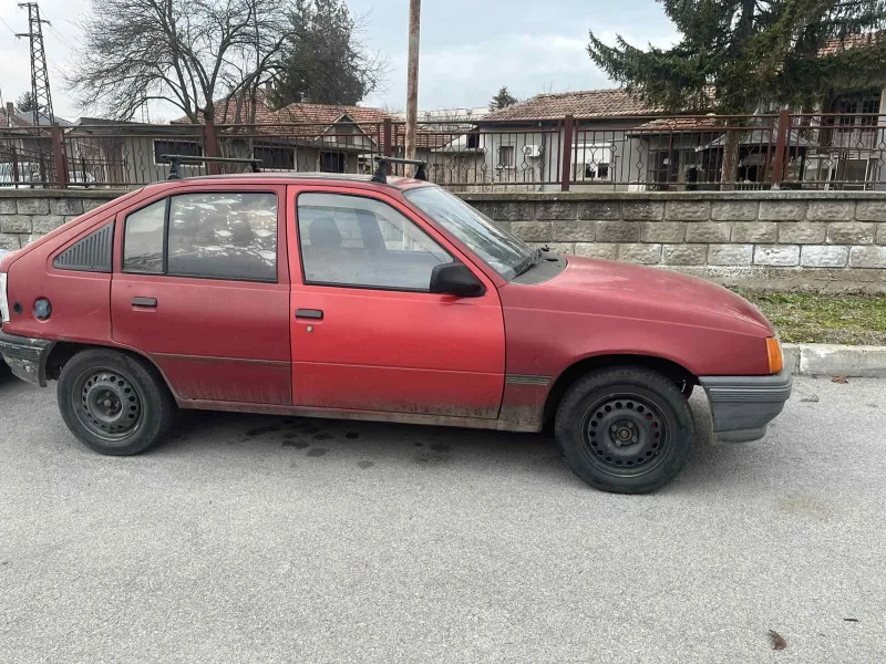 Opel Kadett, снимка 8 - Автомобили и джипове - 48947873