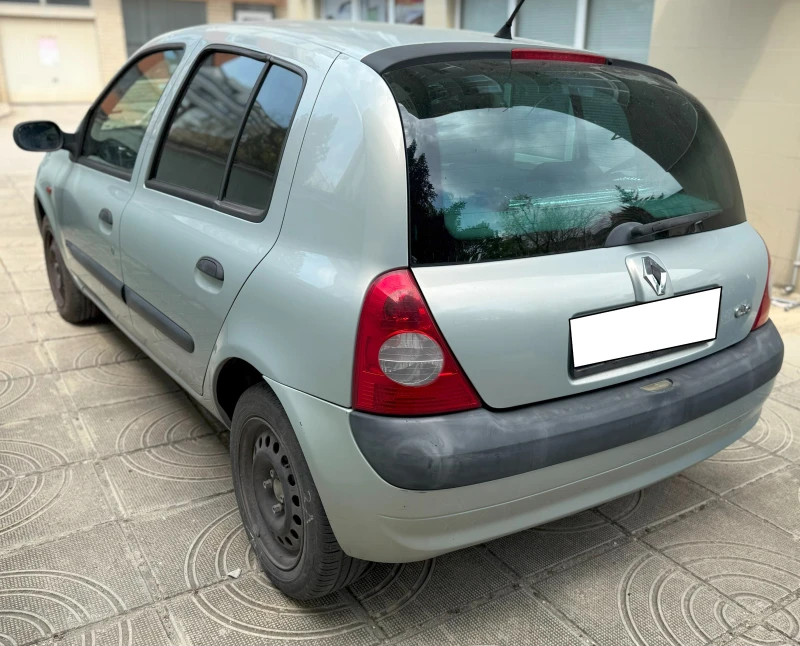 Renault Clio 2, 1.4 16V, снимка 3 - Автомобили и джипове - 50154008
