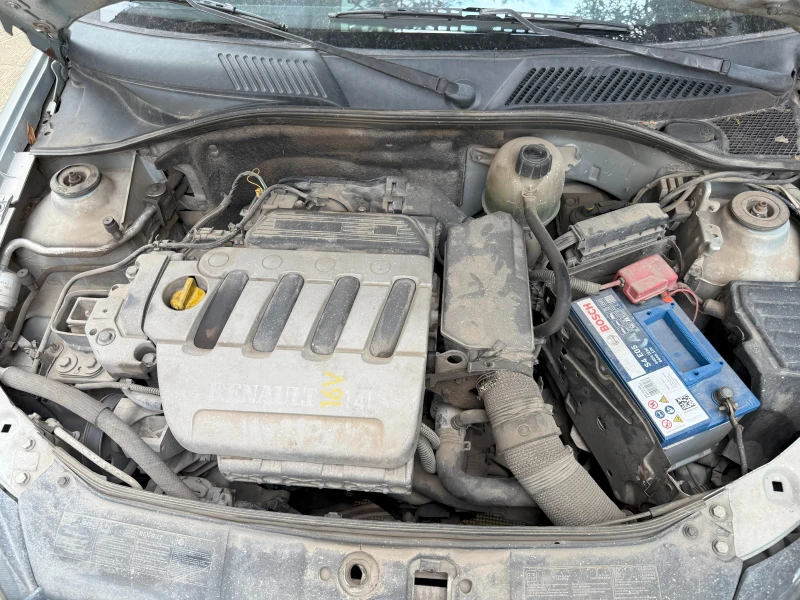 Renault Clio 2, 1.4 16V, снимка 7 - Автомобили и джипове - 50154008