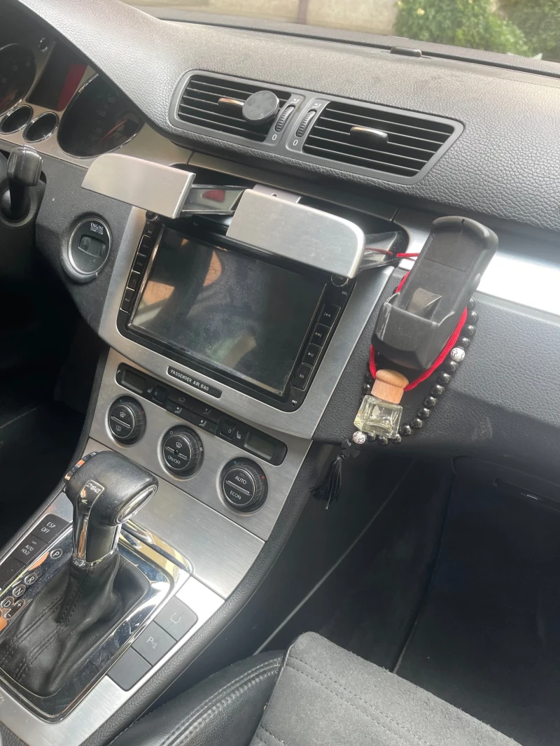 VW Passat, снимка 9 - Автомобили и джипове - 52675840