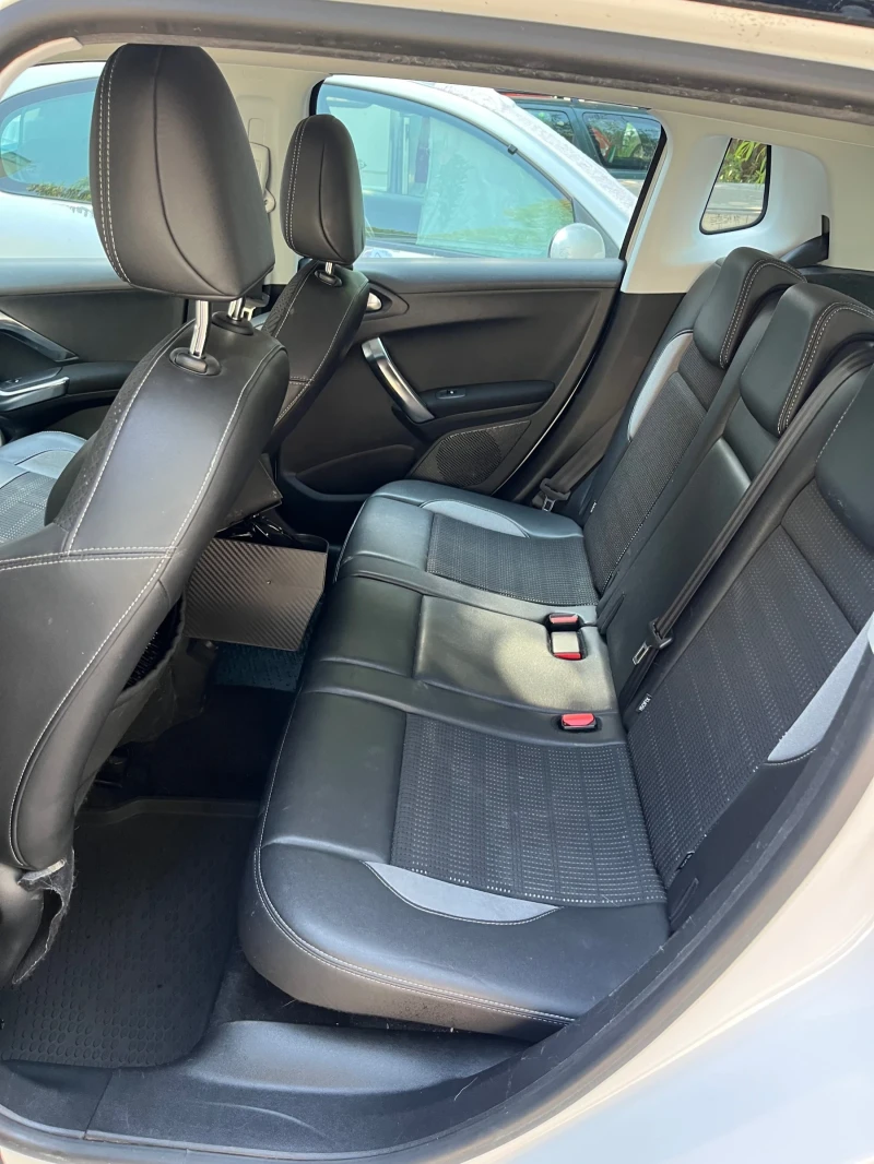 Peugeot 2008, снимка 10 - Автомобили и джипове - 52383601